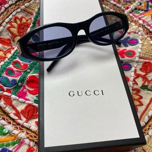 Navy Vitage Gucci Glasses